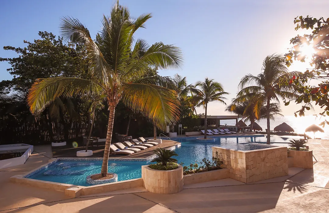 Le Reve By Mij - Beachfront Hotel (Adults Only)-1